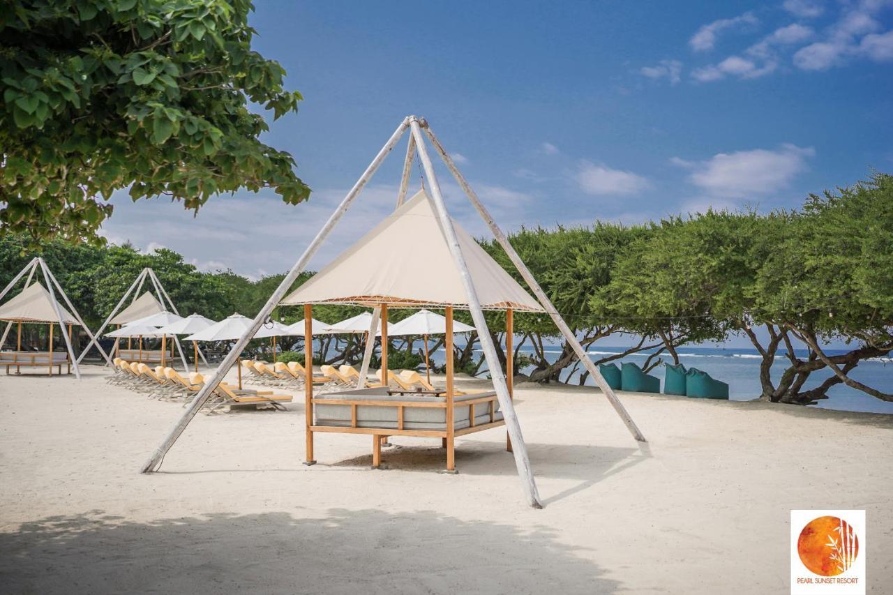 Pearl Sunset Resort Gili Trawangan Bagian luar foto