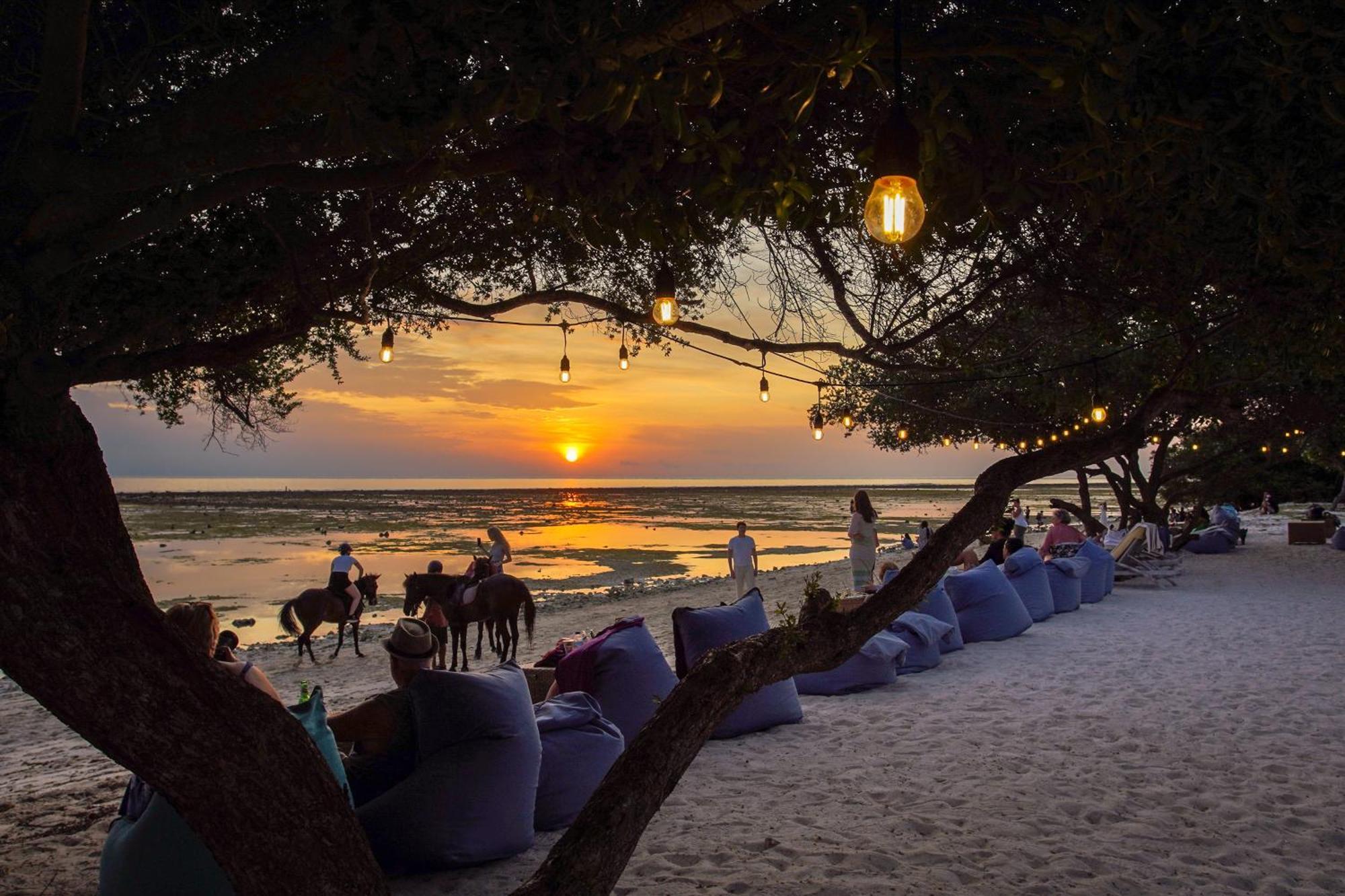 Pearl Sunset Resort Gili Trawangan Bagian luar foto